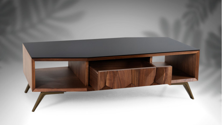 Table basse en noyer MIELLAT - entre le style art déco et contemporain