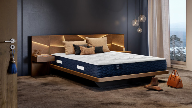 Matelas 180 x 200 cm LODGE - Soutien ferme, accueil moelleux