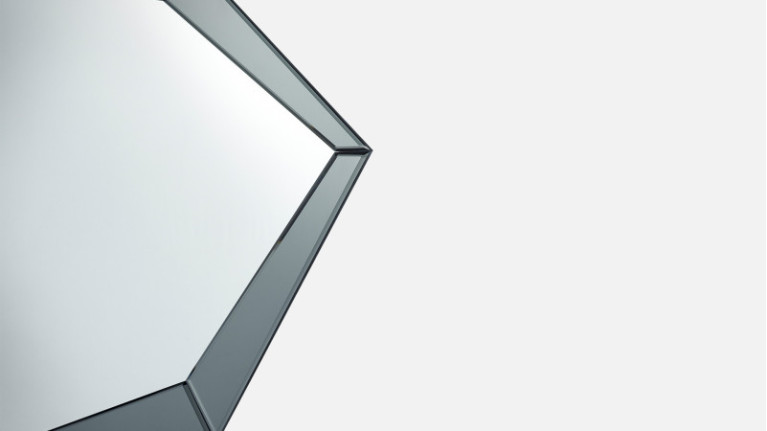 Miroir POLYGON GREY | Un miroir facetté pour un éclat infini