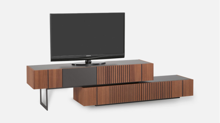 Meuble TV PIANA - Mixez les matières avec ce meuble TV design réalisable en bois, verre, céramique ou encore laque.