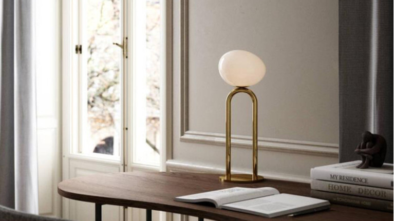 Lampe SHAPES I Abat-jour en verre opale, soufflé à la bouche