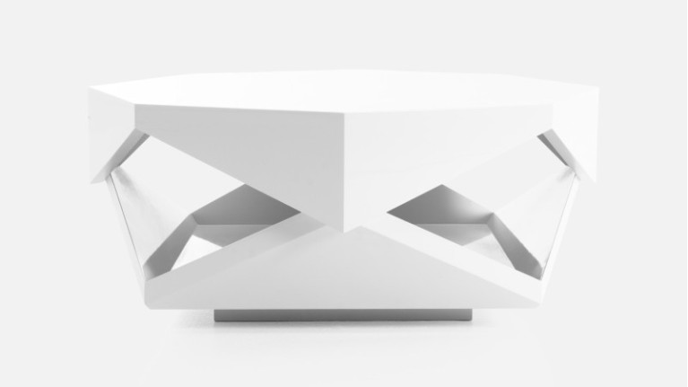 Table basse blanche en laque ORIGAMI | Design minimaliste